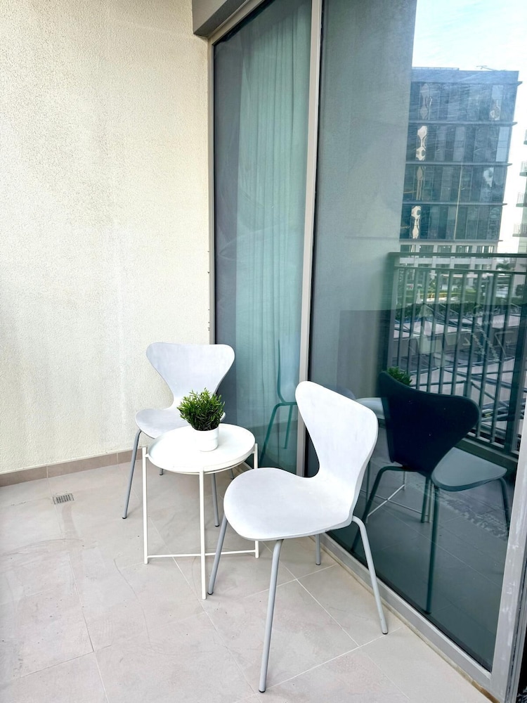 HAPPY SEASON I Park Heights 2 Dubai Hills 1BR