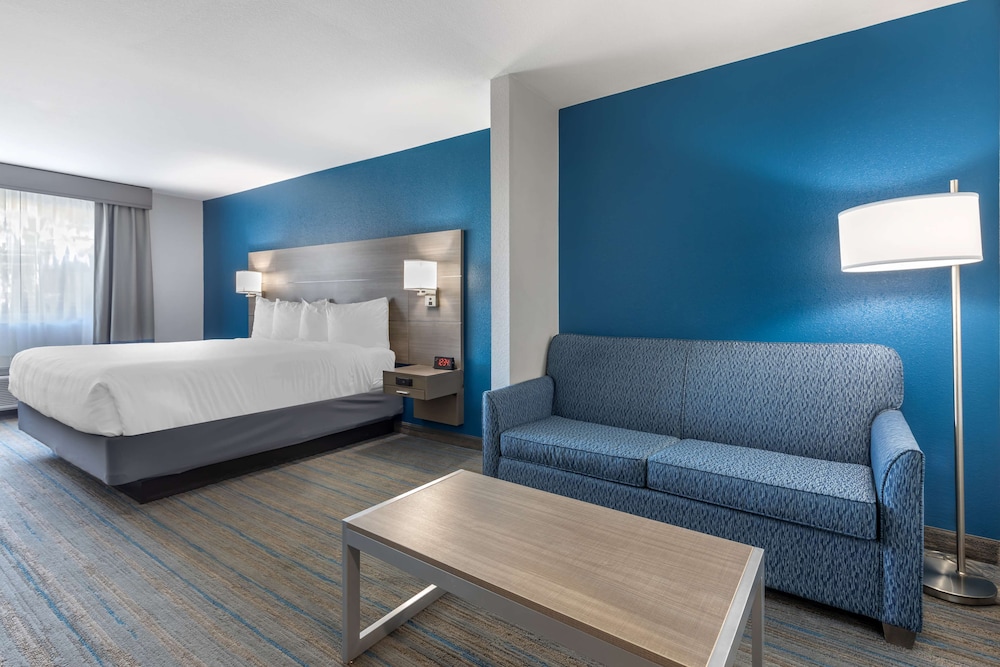 Stephenville Vacations - Best Western Plus Stephenville Inn - Property Image 26