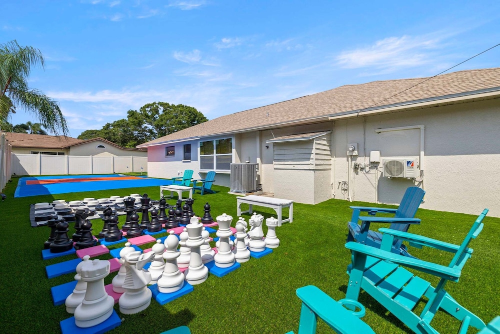 Pickle Ball Golf Pool Spa Game Room Beach