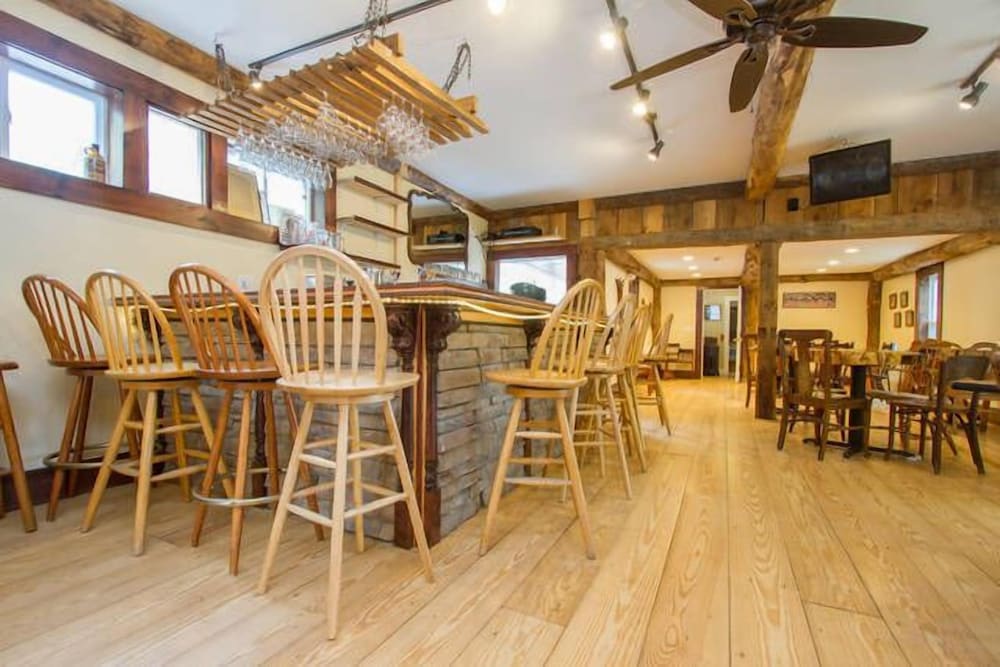 Plymouth Vacations - Salt Ash Inn - Property Image 157