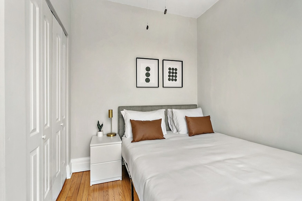 2BR in Prime Location - Grace 09-2