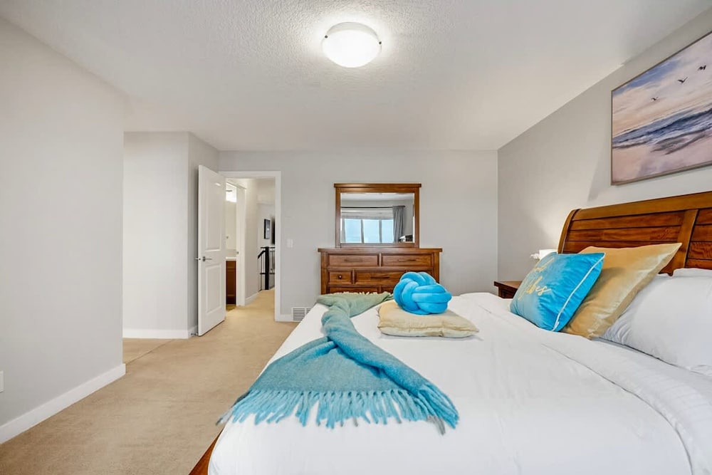 The Mask - 5BD - Movie Room - Kidfriendly