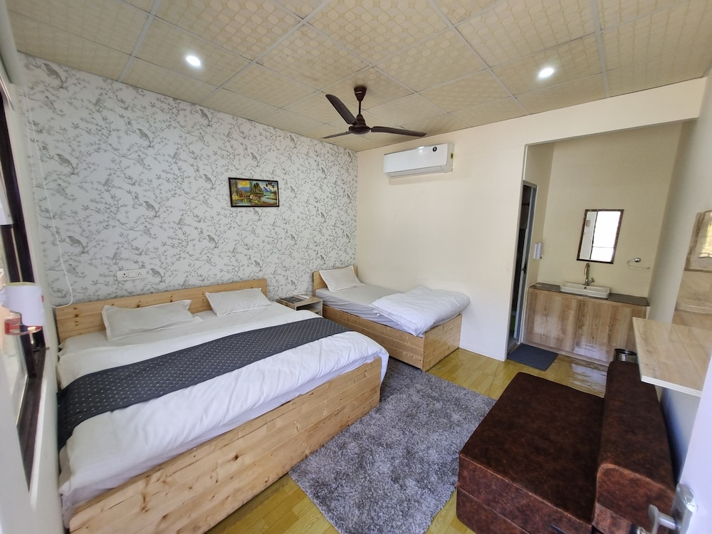 The Seven Hills Resort