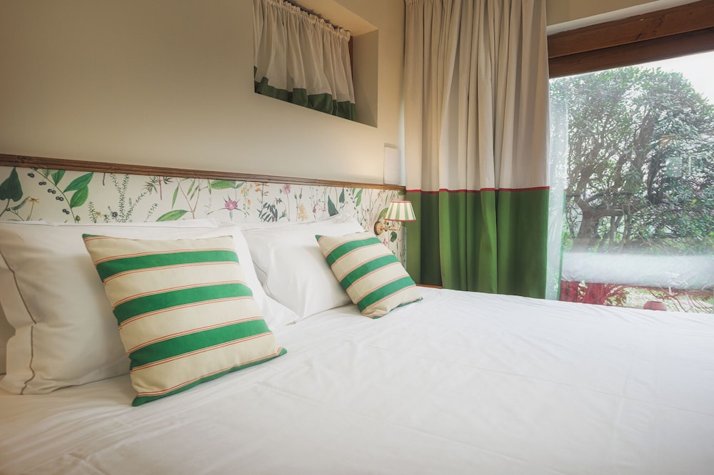 Relais Poggio Borgoni view 3