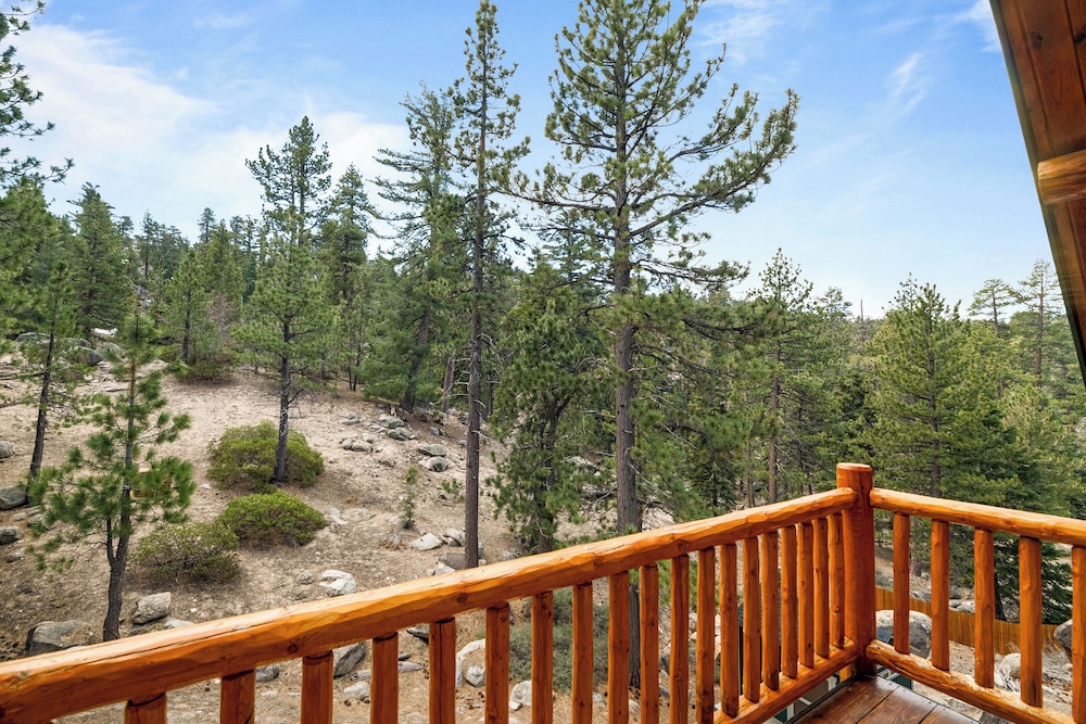Lakeview Lodge
