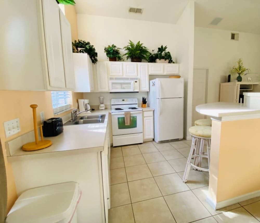 Sunset Oasis Retreat