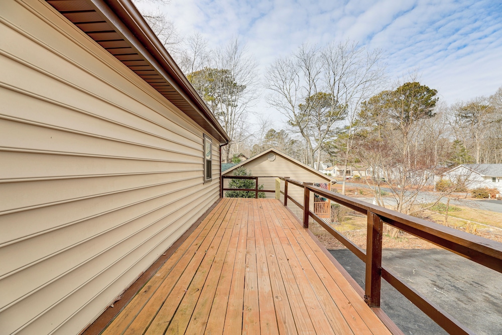Spacious Family Home: 9 Mi to Ocean City Boardwalk