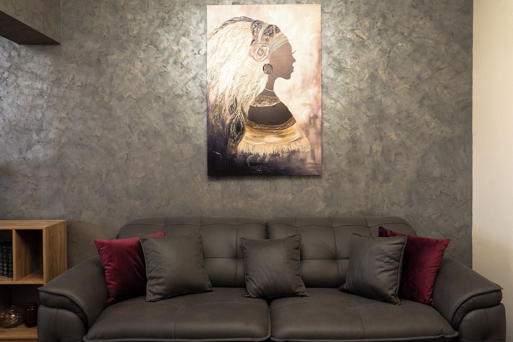 Apartment 8