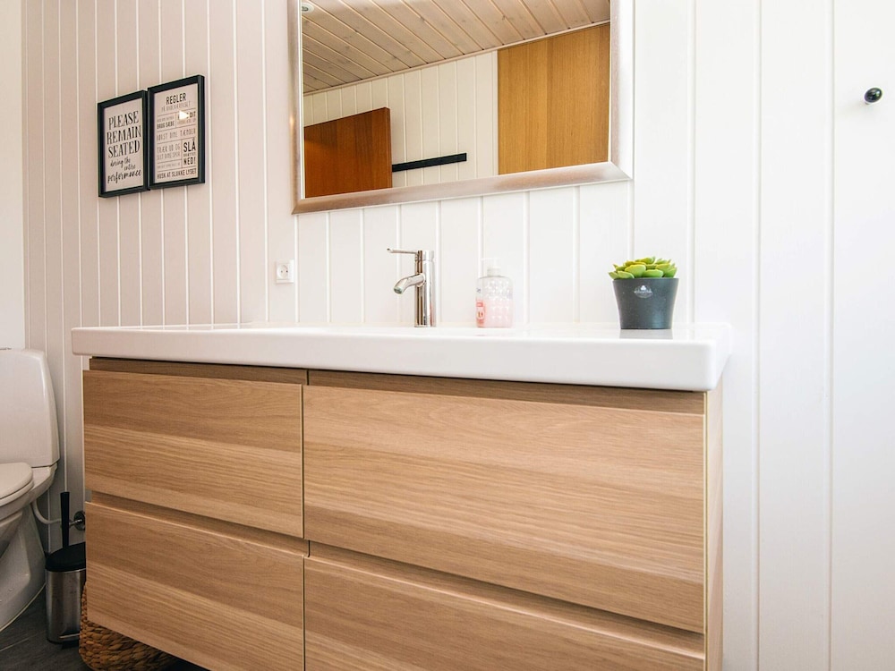 6 Person Holiday Home in Juelsminde