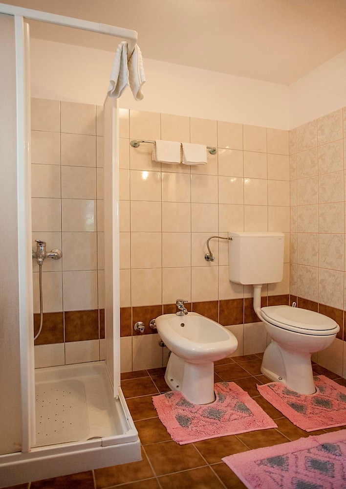 Apartments Cademia