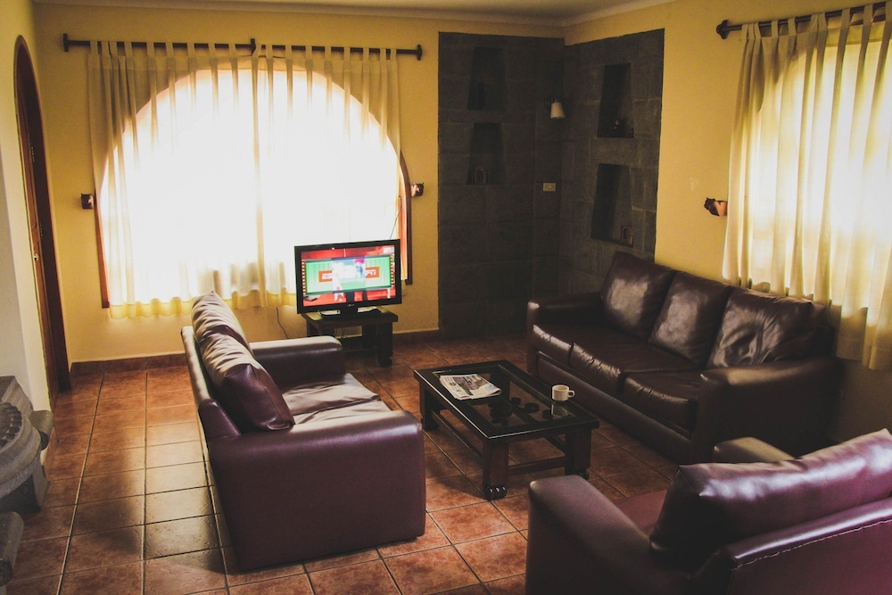 Arcopata Guest House