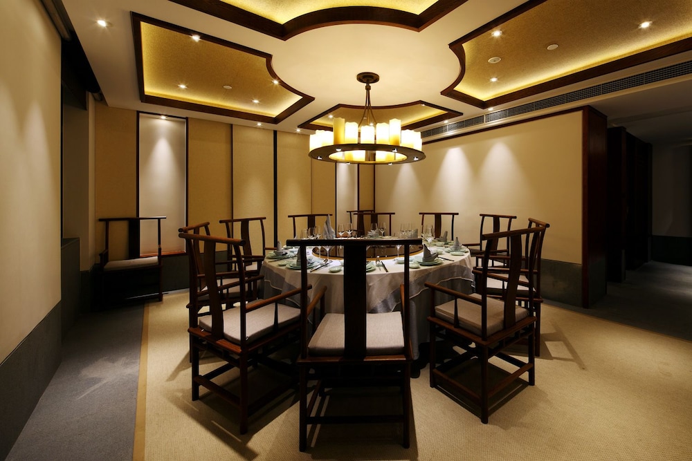 Putuoshan Ruyige Junlan Guest House