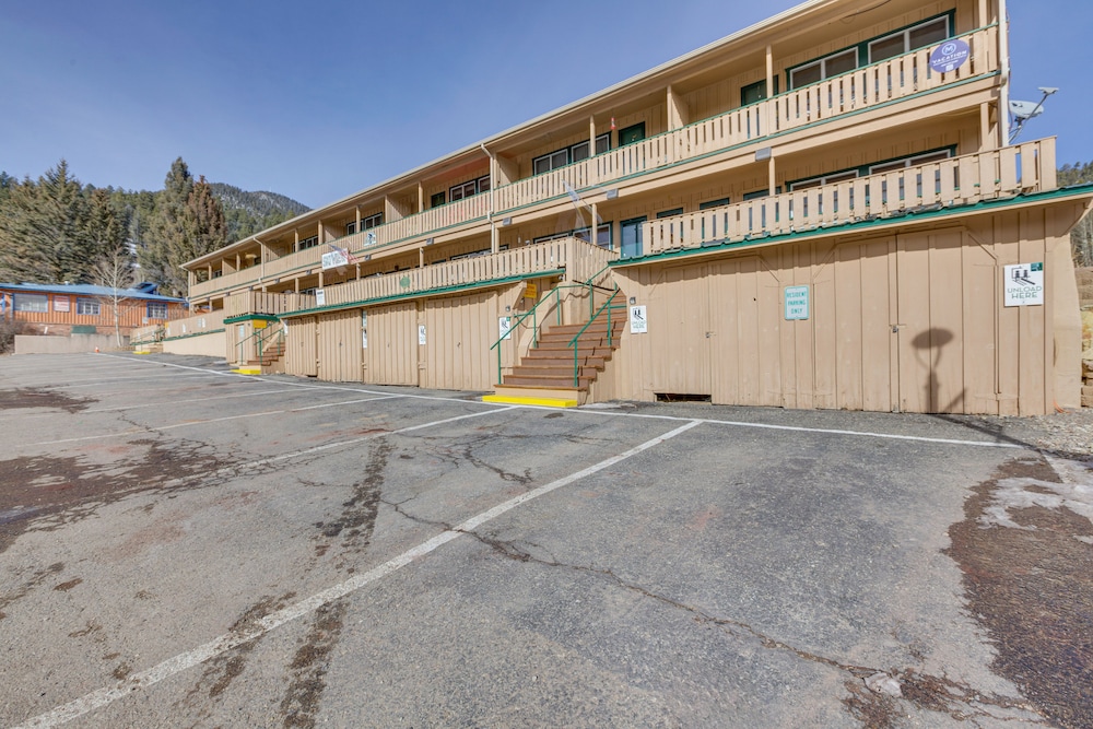 Main Street Red River Condo w/ Fireplace & Views! view 4