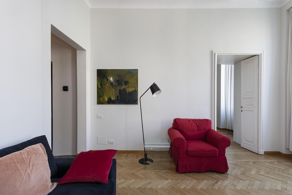 Genoa Vacations - Cairoli Stylish Apartment by Wonderful Italy - Property Image 22