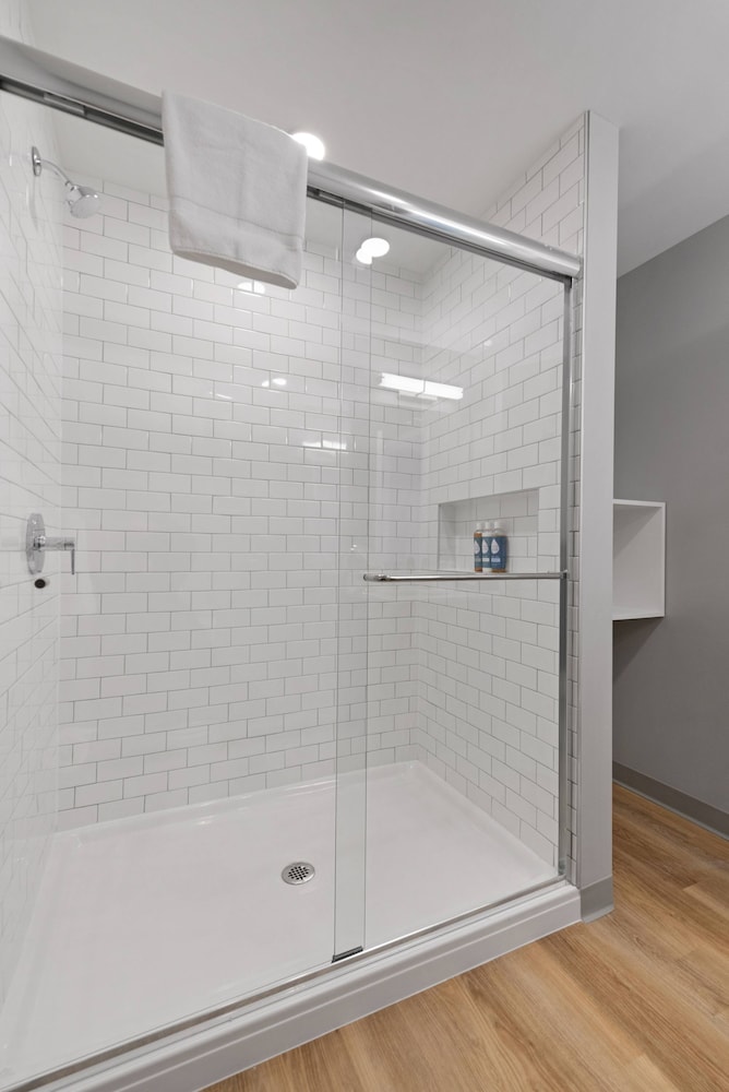 The Nova 4BR Family Friendly Near Lincoln Park