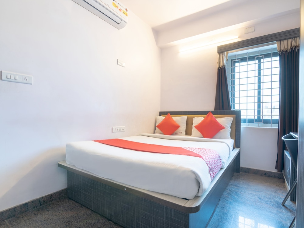 OYO 8385 Udupi Inn