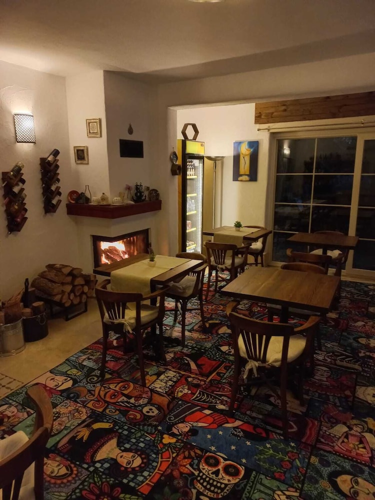 Alaçatı Otel Rebetiko - Image 9