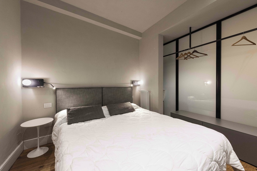 Pepi Nest by MMega en Florence