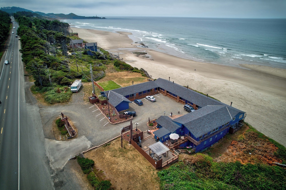 Moolack Shores Inn