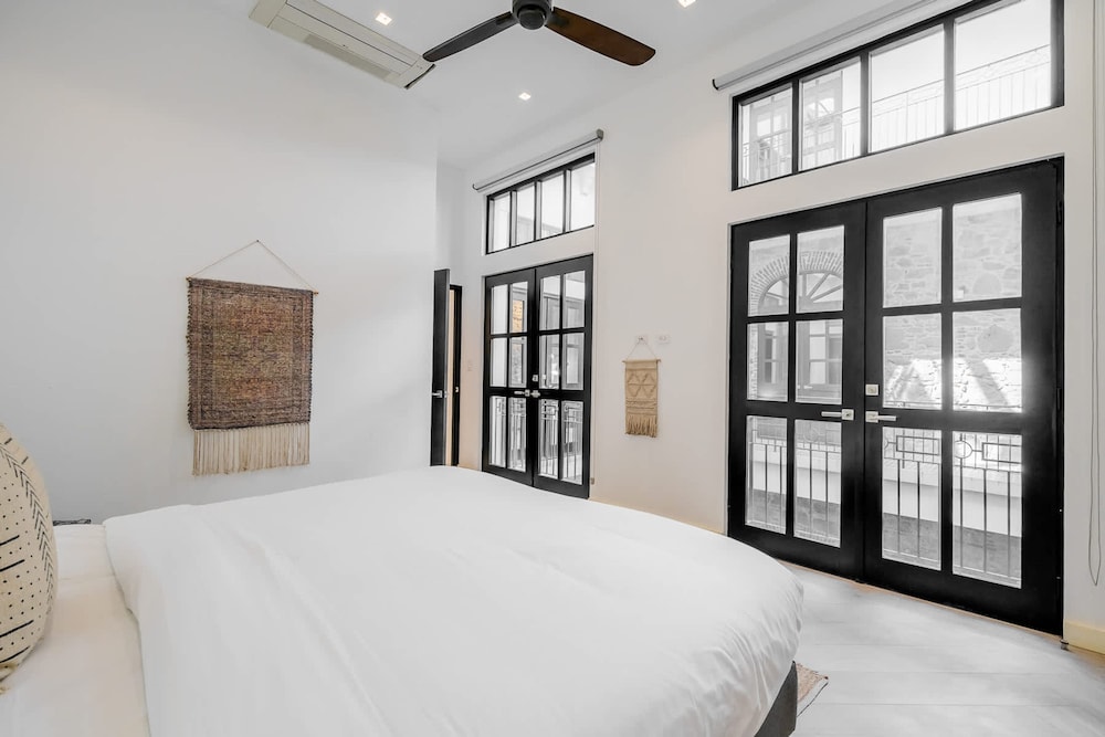 w Contemporary 1BR in Plaza Catedral