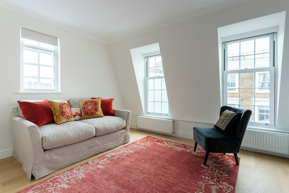 Edge Street IV by Onefinestay