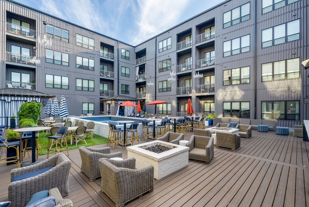 Premium 2BR at Luxe23