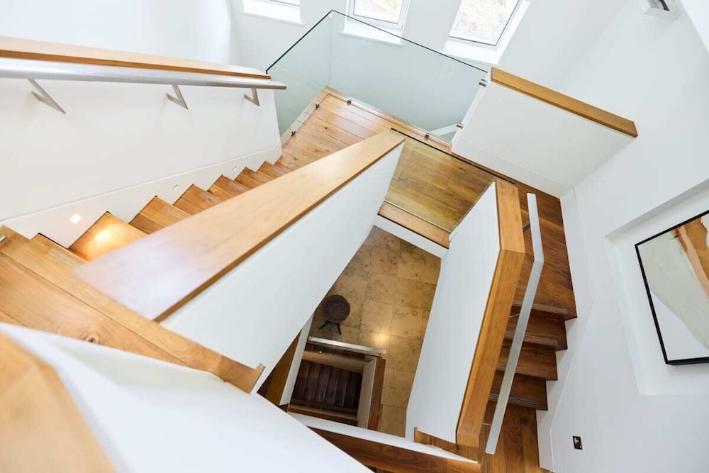 The Hampstead Garden Hideaway - 5bdr Home With Pool and Garden