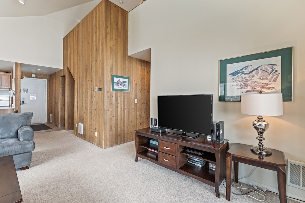 Park City Ski Resort UT - Snow Flower Vacation Homes