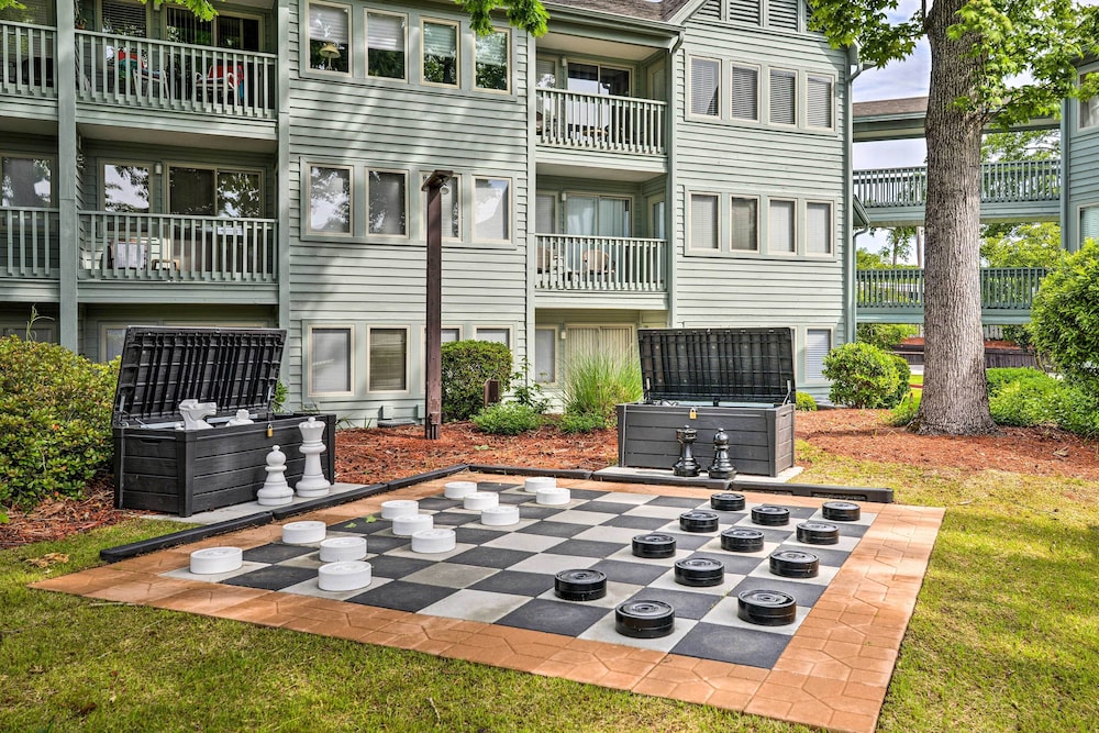 Ocean-view Balcony: Myrtle Beach Resort Condo!