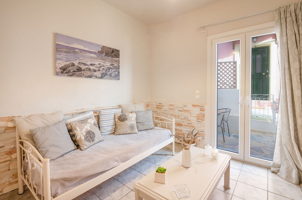 Bayside House in Corfu