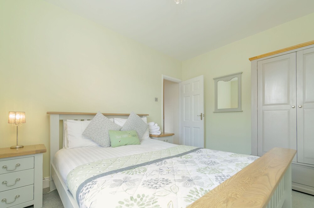 Roseberry House