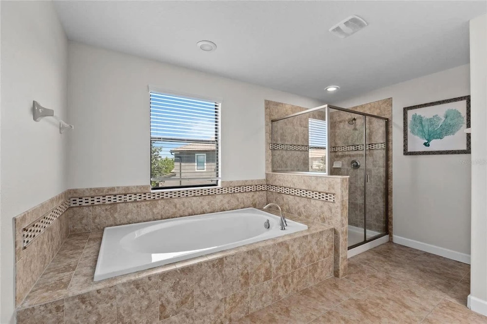 6 Bd Luxury Villa in Championsgate With Private Pool