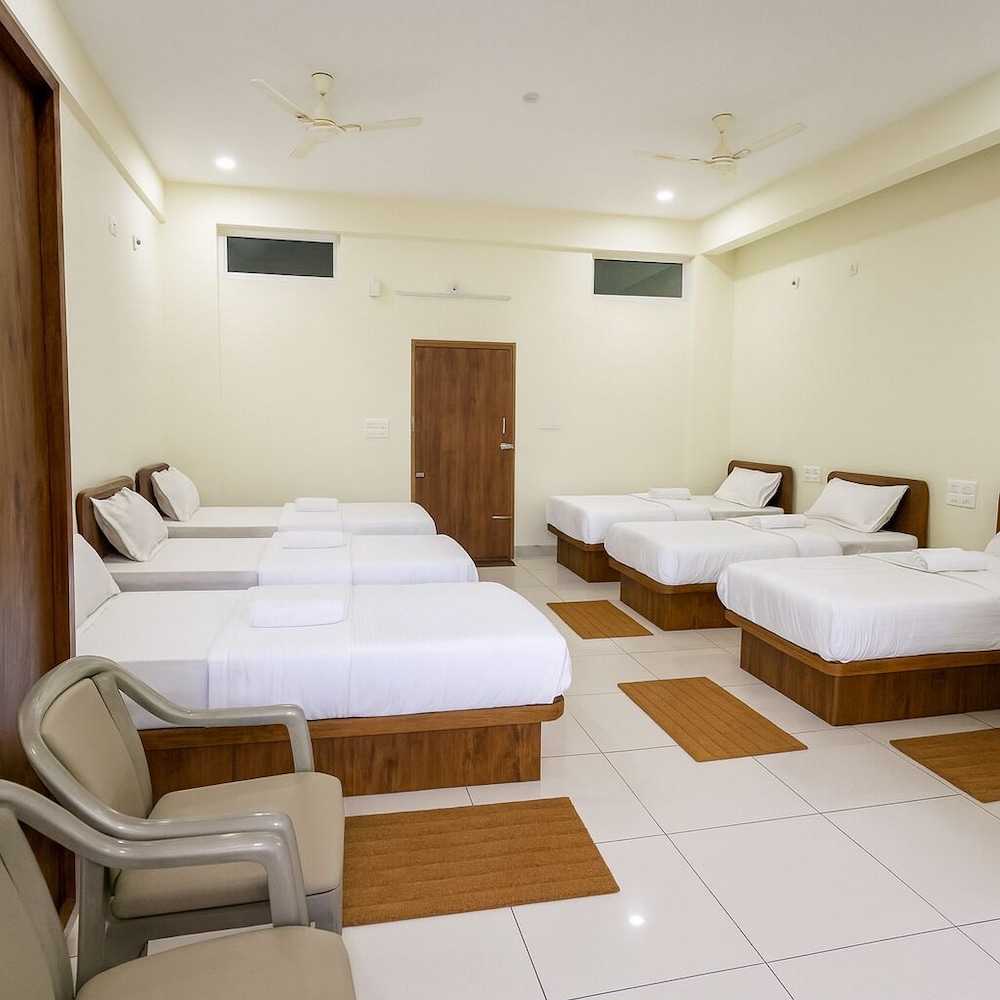 Savi Service Apartments