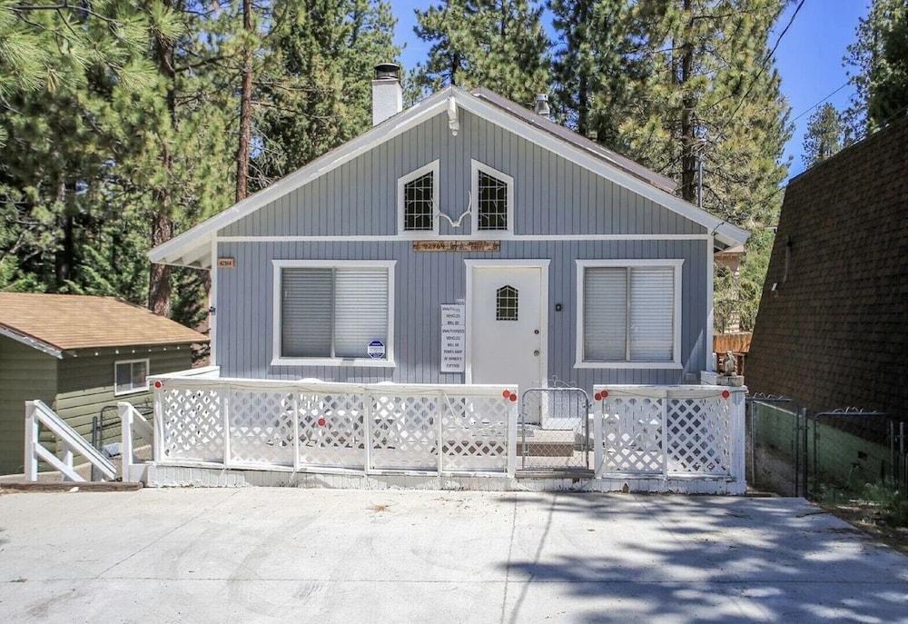 Bear Mountain Retreat