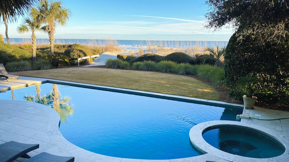 41 South Beach Lagoon at The Sea Pines Resort