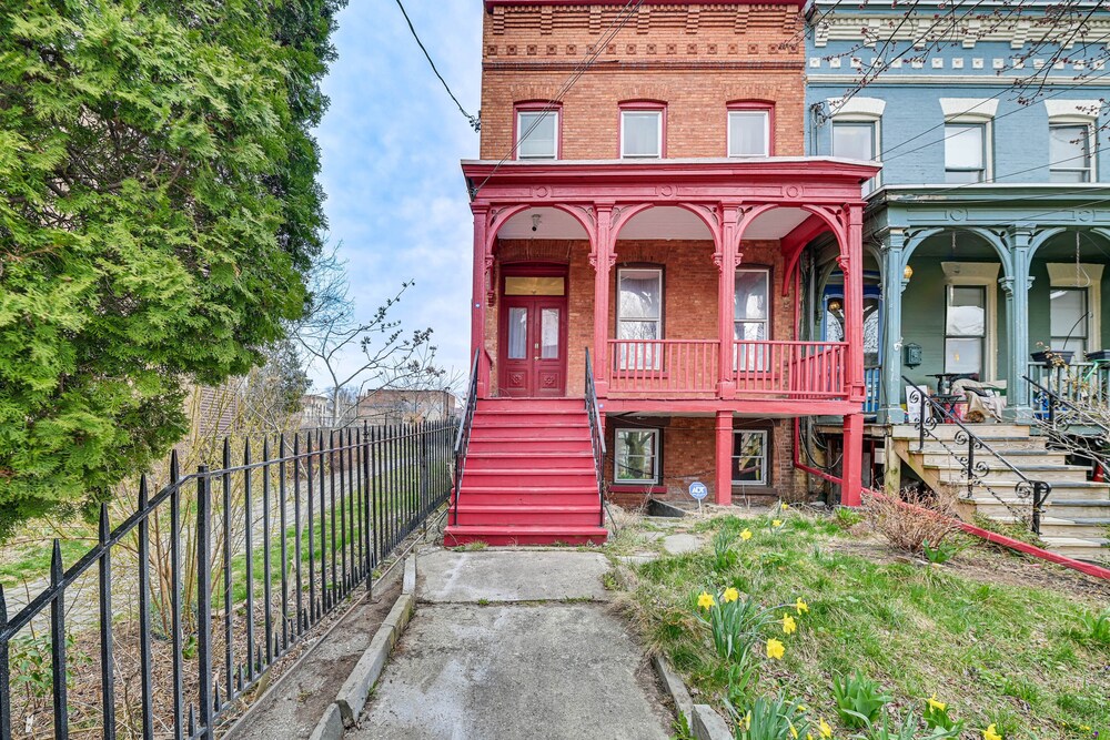Downtown Albany Vacation Rental - Chic & Walkable! view 3