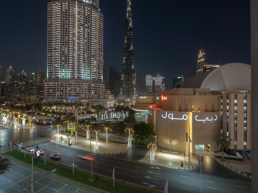 Lux 1BR Apt Burj Khalifa View by Belvilla
