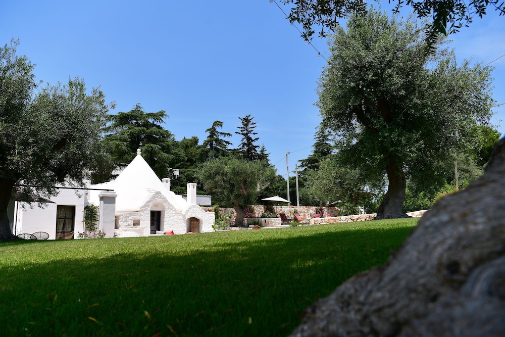 IL Trullo Bianco - Country House SPA