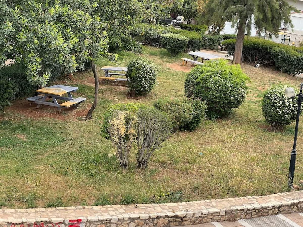Alimos Cozy Getaway Close to the Beach