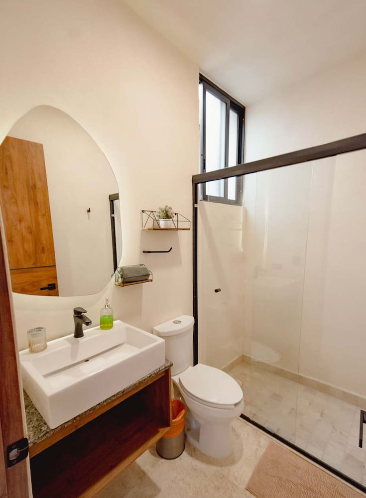 Modern 2BR Oasis With Pool Views at Chaan Ha