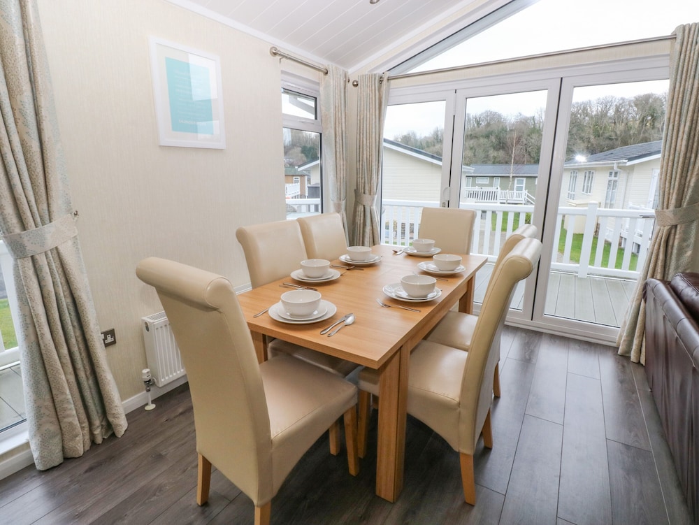 Dono's Lodge