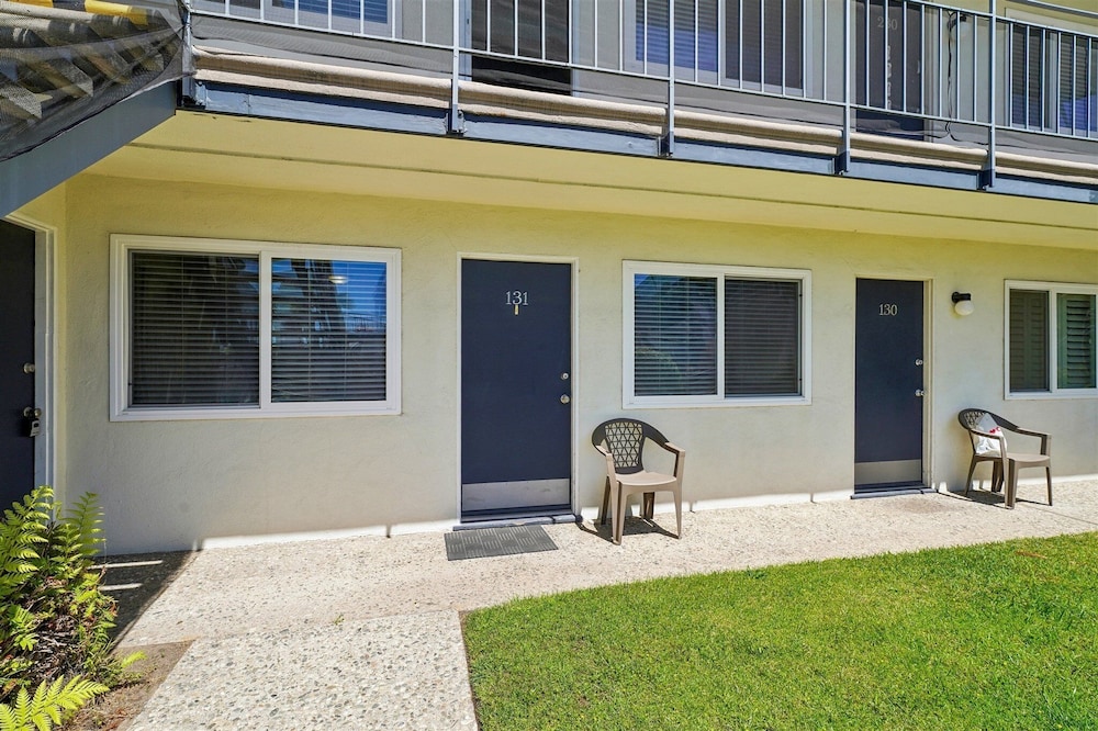 1 Bed Beach Condo #131 1 Bedroom Condo by Sunset Shores Condominiums
