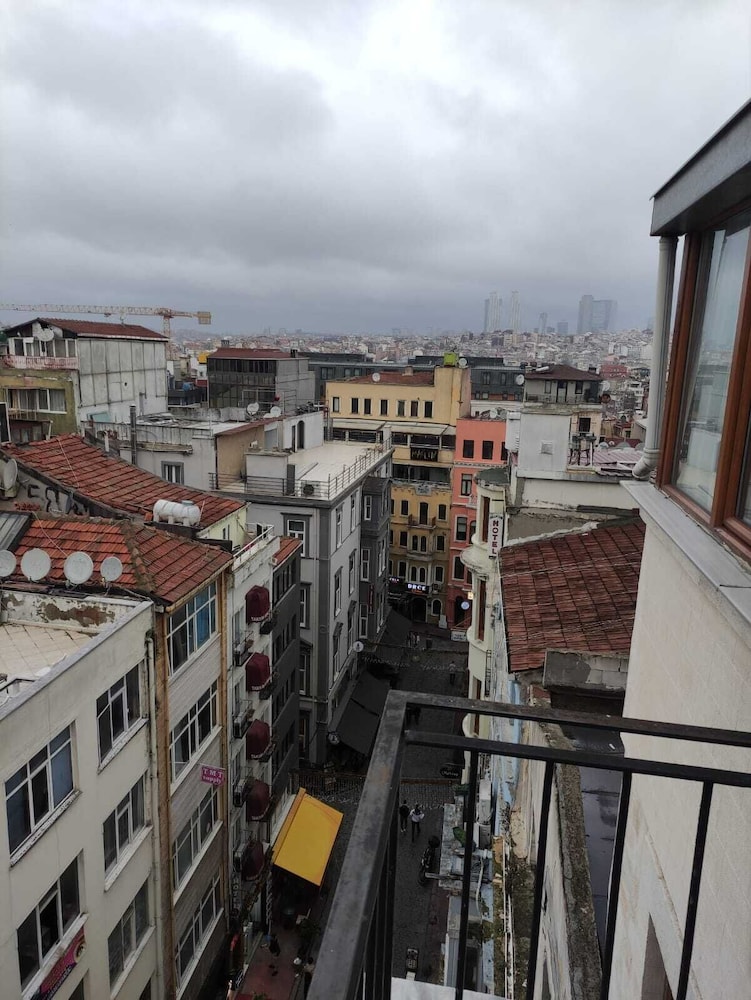 World Center Taksim Hotel