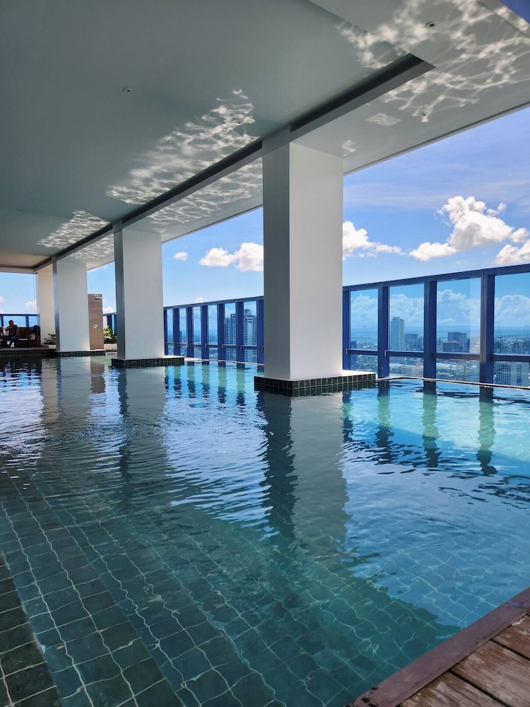 Virgo Nest Rentals - 38th Park Ave, IT Park Cebu - City View
