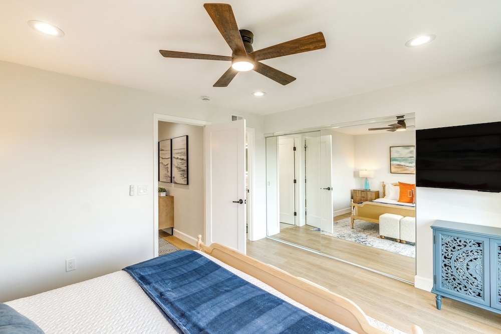 Balconies & Views: Modern Abode in Poway!