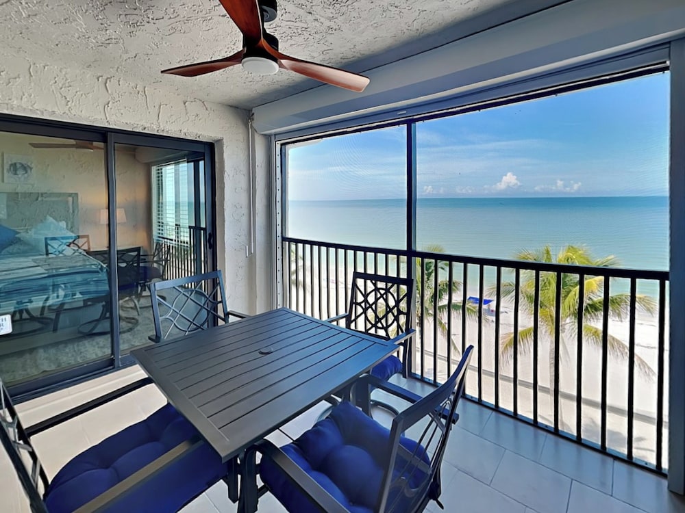 Seaside 5 by Distinctive Beach Rentals