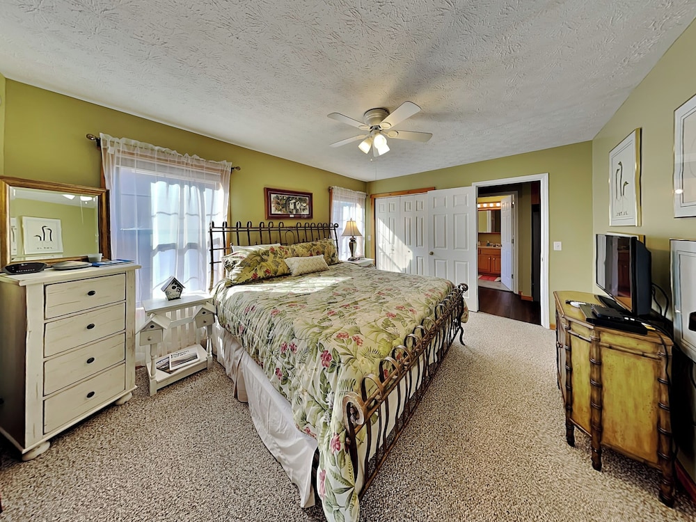 Kajun Kove by Jackson Mountain Rentals