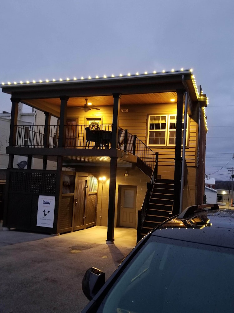 2nd St Loft