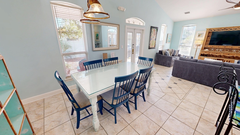 Mango Tango 5 Bedroom Home