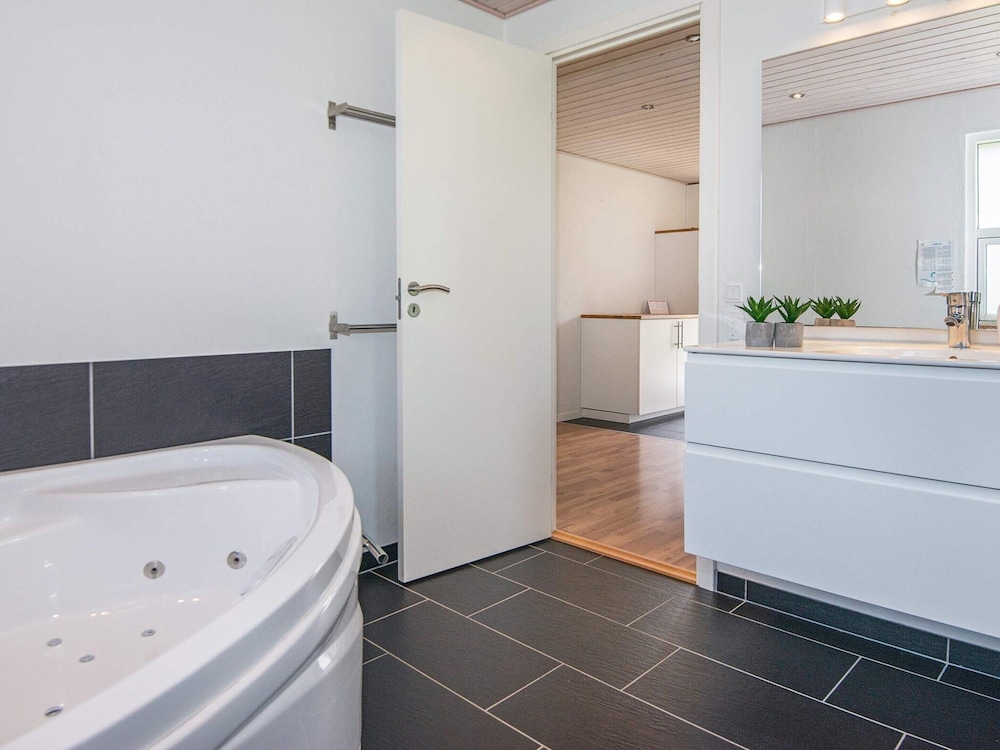 8 Person Holiday Home in Silkeborg-by Traum
